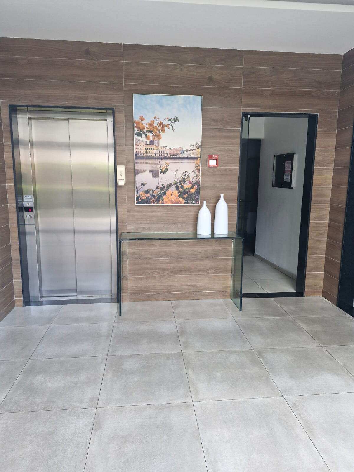 Apartamento para alugar, no Edifício Tartana em Recife, Torre, com 3 quartos, 74m² - Jean Hallyson | Consultor Imobiliário em Recife